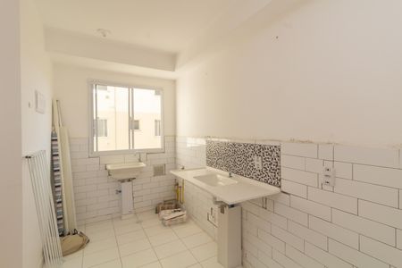 Apartamento para alugar com 48m², 2 quartos e sem vaga Apartamento para alugar com 48m², 2 quartos e sem vagaCozinha e Área de Serviço