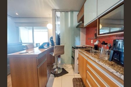 Cozinha de apartamento para alugar com 1 quarto, 59m² em Santo Amaro, São Paulo