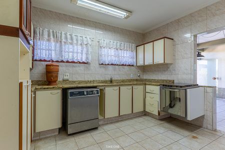 Casa à venda com 3 quartos, 300m² em Cidade Universitária, Campinas