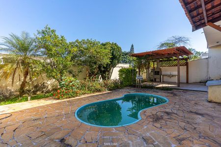 Casa à venda com 3 quartos, 300m² em Cidade Universitária, Campinas