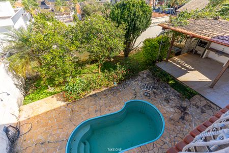 Casa à venda com 3 quartos, 300m² em Cidade Universitária, Campinas
