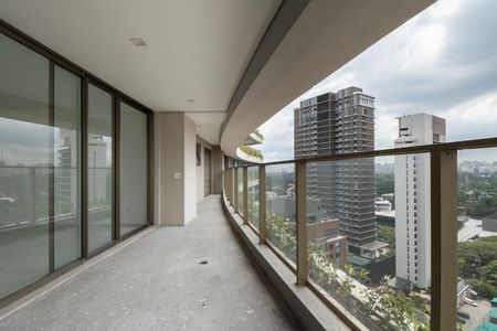 Apartamento à venda com 3 quartos, 221m² em Indianópolis, São Paulo