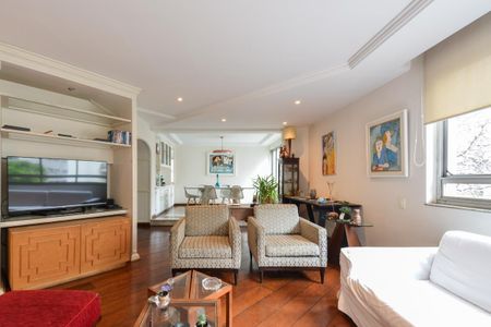 Apartamento à venda com 3 quartos, 210m² em Santa Cecilia, São Paulo