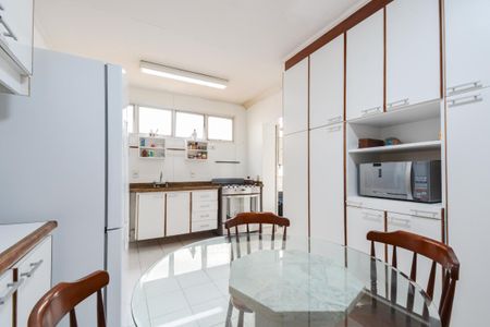 Apartamento à venda com 3 quartos, 210m² em Santa Cecilia, São Paulo