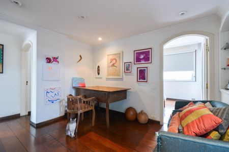 Apartamento à venda com 3 quartos, 210m² em Santa Cecilia, São Paulo