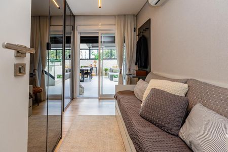 Apartamento à venda com 3 quartos, 220m² em Vila Olímpia, São Paulo