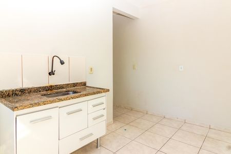 Casa para alugar com 60m², 2 quartos e sem vaga Casa para alugar com 60m², 2 quartos e sem vagaCozinha