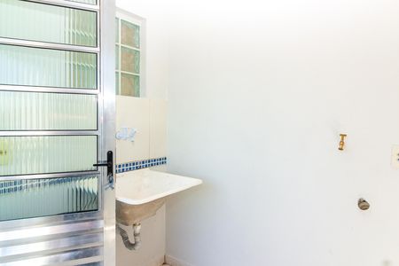 Casa para alugar com 60m², 2 quartos e sem vaga Casa para alugar com 60m², 2 quartos e sem vagaÁrea de serviço