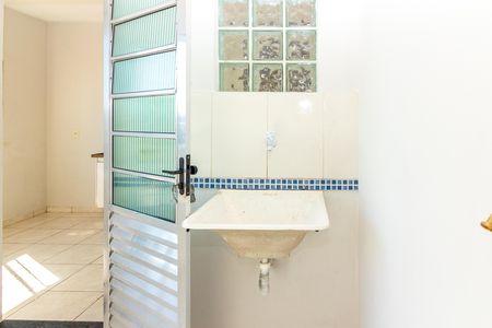 Área de serviço de casa para alugar com 2 quartos, 60m² em Americanópolis, São Paulo