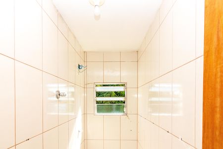 Casa para alugar com 60m², 2 quartos e sem vaga Casa para alugar com 60m², 2 quartos e sem vagaBanheiro
