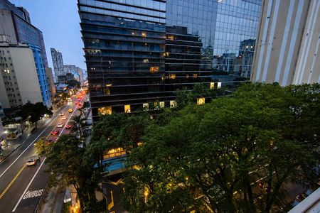 Apartamento à venda com 4 quartos, 132m² em Paraíso, São Paulo