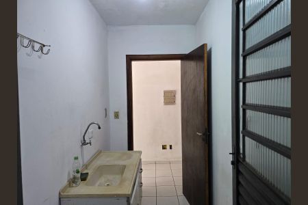 Cozinha e Área de serviço de casa para alugar com 2 quartos, 41m² em Jardim Pinhal, Guarulhos