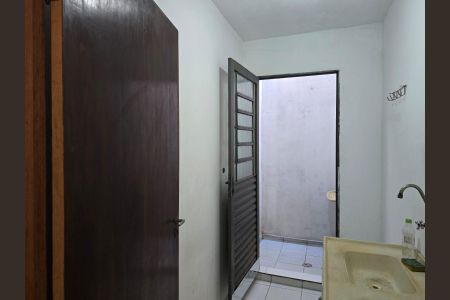 Cozinha e Área de serviço de casa para alugar com 2 quartos, 41m² em Jardim Pinhal, Guarulhos