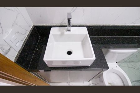 Apartamento para alugar com 37m², 2 quartos e sem vagaBanheiro