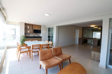 Apartamento à venda com 138m², 3 quartos e 2 vagas