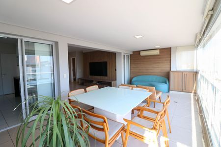 Apartamento à venda com 138m², 3 quartos e 2 vagas