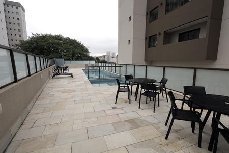 Apartamento para alugar com 50m², 1 quarto e 1 vagaÁrea comum - Piscina