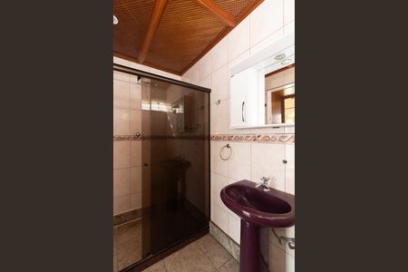 Casa para alugar com 300m², 3 quartos e 3 vagas Casa para alugar com 300m², 3 quartos e 3 vagasBanheiro da Suíte