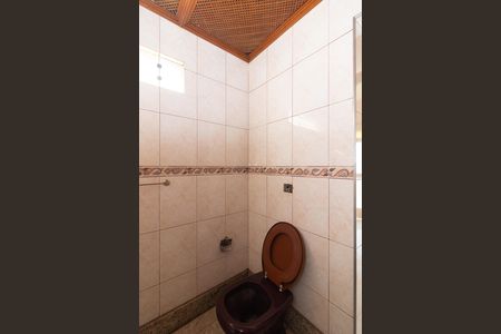 Casa para alugar com 300m², 3 quartos e 3 vagas Casa para alugar com 300m², 3 quartos e 3 vagasBanheiro da Suíte