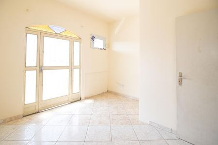 Casa para alugar com 300m², 3 quartos e 3 vagas Casa para alugar com 300m², 3 quartos e 3 vagasQuarto 1