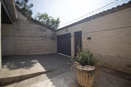 Casa para alugar com 300m², 3 quartos e 3 vagas Casa para alugar com 300m², 3 quartos e 3 vagasÁrea Externa