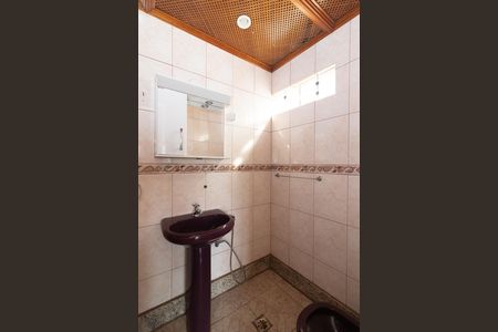 Casa para alugar com 300m², 3 quartos e 3 vagas Casa para alugar com 300m², 3 quartos e 3 vagasBanheiro da Suíte