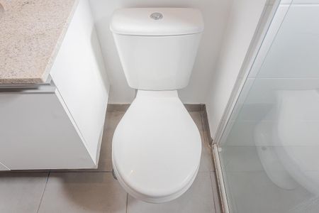 Apartamento à venda com 60m², 2 quartos e 1 vaga Apartamento à venda com 60m², 2 quartos e 1 vagaBanheiro da Suíte