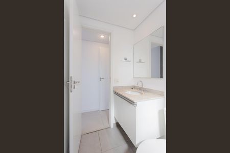 Apartamento à venda com 60m², 2 quartos e 1 vaga Apartamento à venda com 60m², 2 quartos e 1 vagaBanheiro da Suíte