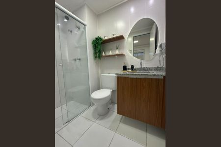 Banheiro 1 de kitnet/studio para alugar com 1 quarto, 37m² em Jardim Flor da Montanha, Guarulhos