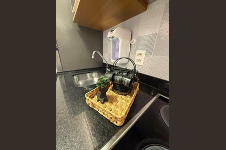 Cozinha de kitnet/studio à venda com 1 quarto, 37m² em Jardim Flor da Montanha, Guarulhos