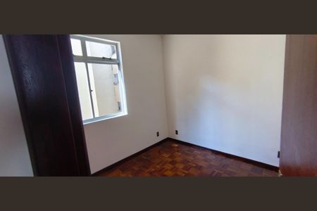 Apartamento à venda com 170m², 5 quartos e 2 vagasQuarto 2