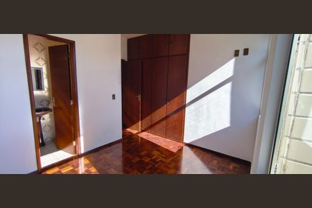 Apartamento à venda com 170m², 5 quartos e 2 vagasSuíte