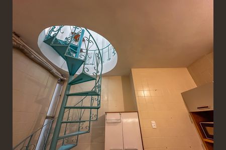 Apartamento para alugar com 110m², 3 quartos e sem vaga