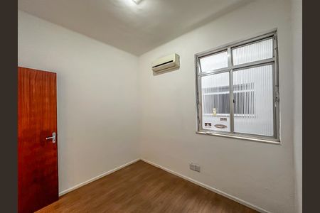 Apartamento para alugar com 110m², 3 quartos e sem vaga