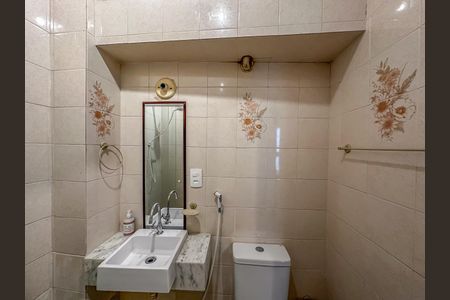 Apartamento para alugar com 110m², 3 quartos e sem vaga