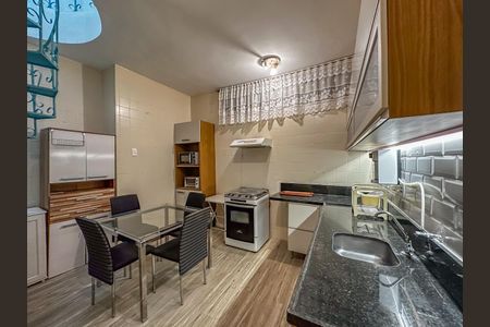 Apartamento para alugar com 110m², 3 quartos e sem vaga