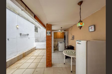 Apartamento para alugar com 110m², 3 quartos e sem vaga