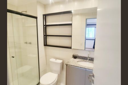 Apartamento à venda com 58m², 2 quartos e 1 vaga Apartamento à venda com 58m², 2 quartos e 1 vagaBanheiro da suíte
