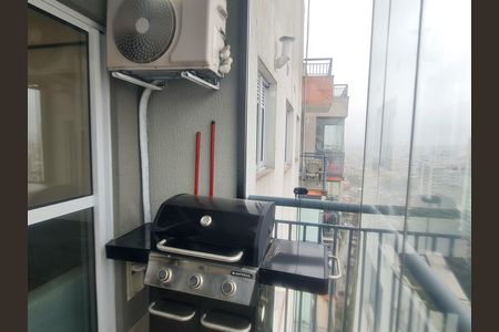 Apartamento à venda com 58m², 2 quartos e 1 vaga Apartamento à venda com 58m², 2 quartos e 1 vagaVaranda