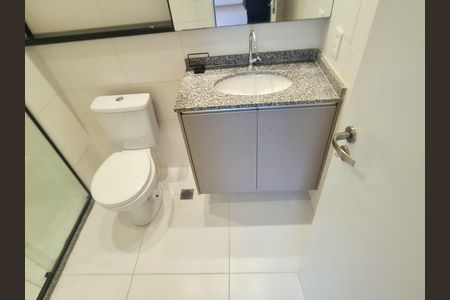 Apartamento à venda com 58m², 2 quartos e 1 vaga Apartamento à venda com 58m², 2 quartos e 1 vagaBanheiro da suíte