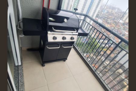 Apartamento à venda com 58m², 2 quartos e 1 vaga Apartamento à venda com 58m², 2 quartos e 1 vagaVaranda