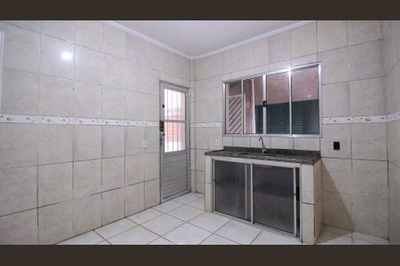 Casa para alugar com 1 quarto, 90m² em Parque das Flores, São Paulo