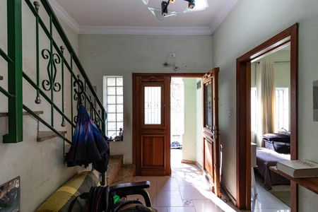 Casa à venda com 150m², 3 quartos e 3 vagas Casa à venda com 150m², 3 quartos e 3 vagasHall de entrada