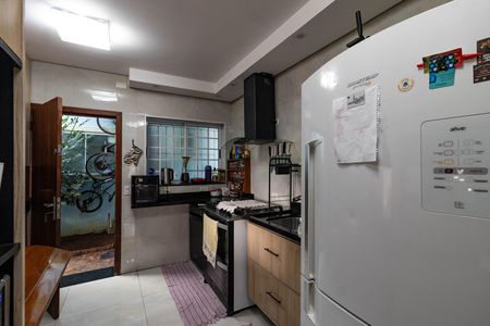 Casa à venda com 150m², 3 quartos e 3 vagas Casa à venda com 150m², 3 quartos e 3 vagasCozinha
