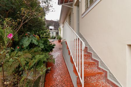 Entrada de casa para alugar com 2 quartos, 70m² em Vila Paiva, São Paulo
