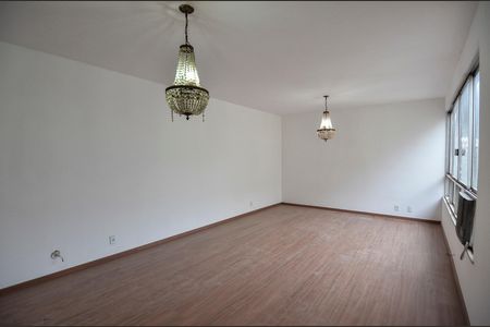 Apartamento para alugar com 100m², 4 quartos e 1 vagaSala