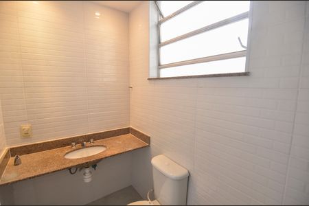 Apartamento para alugar com 100m², 4 quartos e 1 vagaBanheiro Social