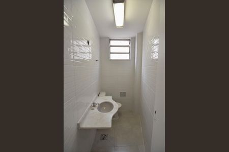 Lavabo de apartamento para alugar com 4 quartos, 100m² em Tijuca, Rio de Janeiro