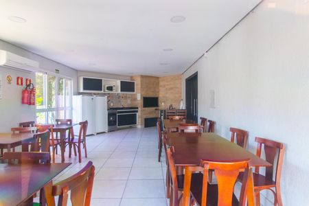 Apartamento à venda com 72m², 3 quartos e sem vagaÁrea comum - Salão de festas