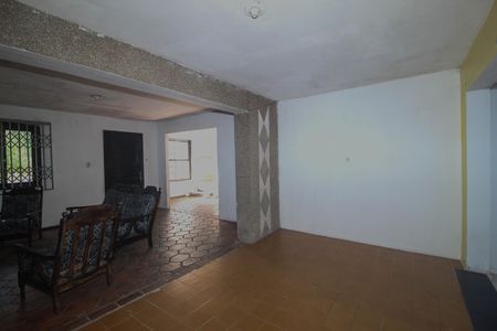 Casa para alugar com 250m², 3 quartos e 3 vagasSala